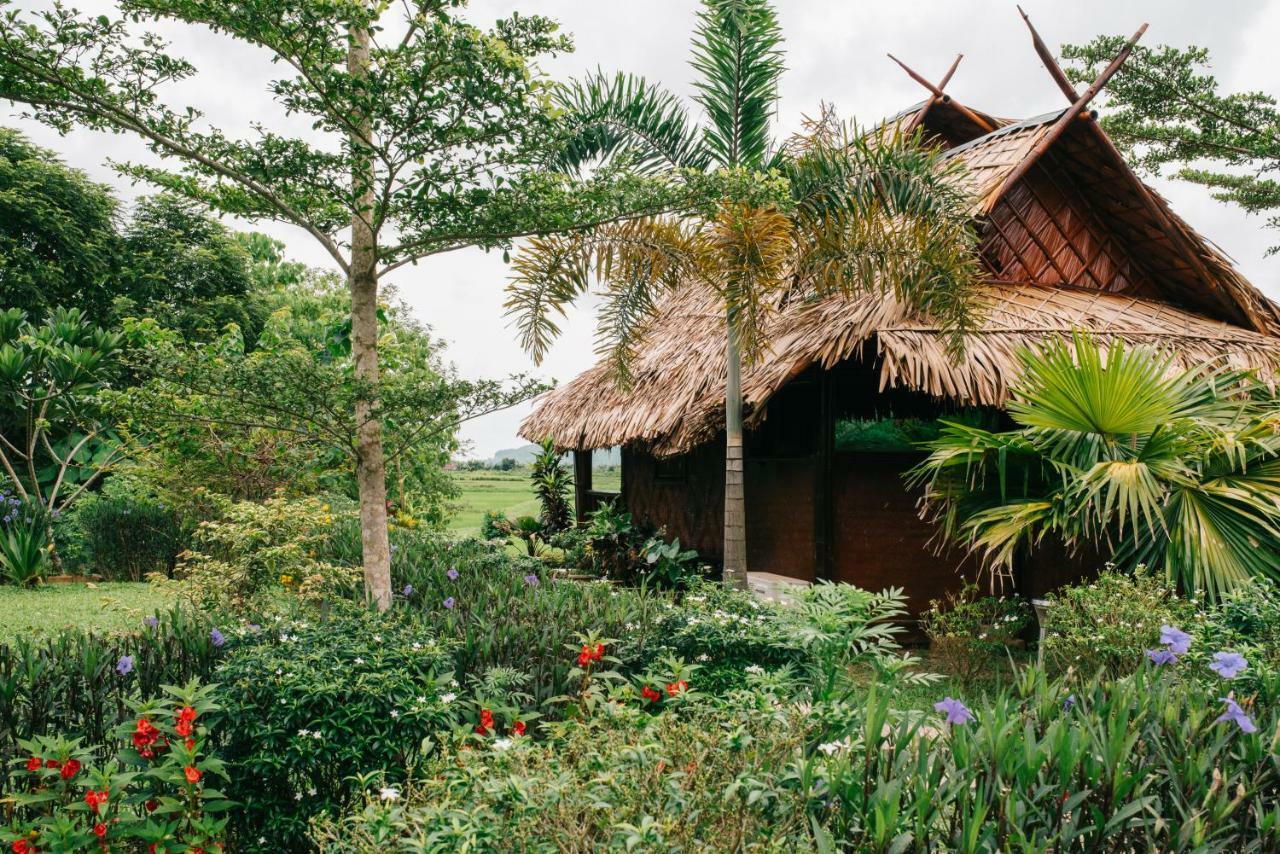 Bambu Getaway Apartment Kuah Exterior photo