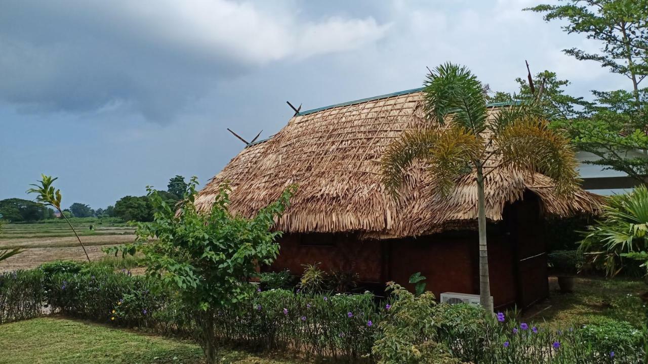 Bambu Getaway Apartment Kuah Exterior photo